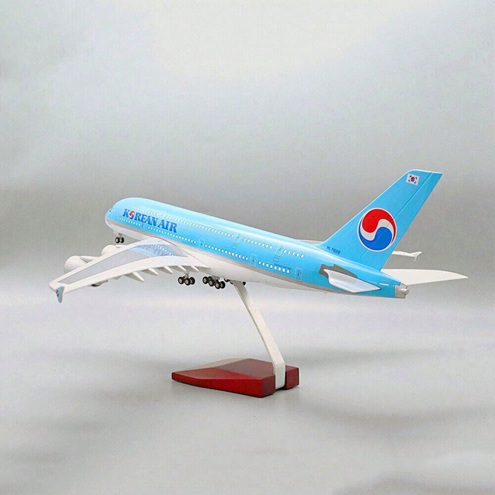 STONESKY 1:160 Korean Air Airbus A380 Resin Airplanes Model Ornament W/ LED Light Wheel