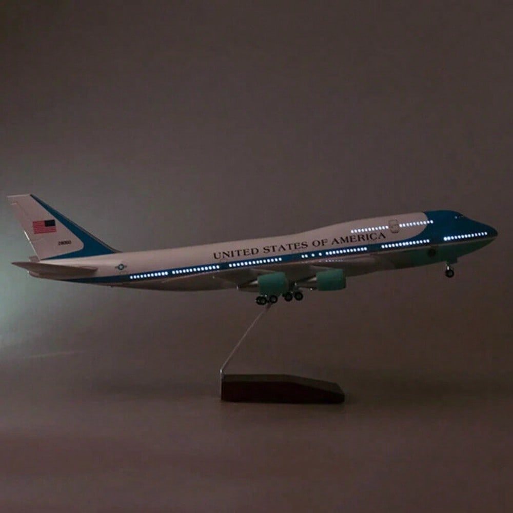 STONESKY 1/150 One Boeing 747 Airplane Model W/ Landing Gear Voice Control Lamp