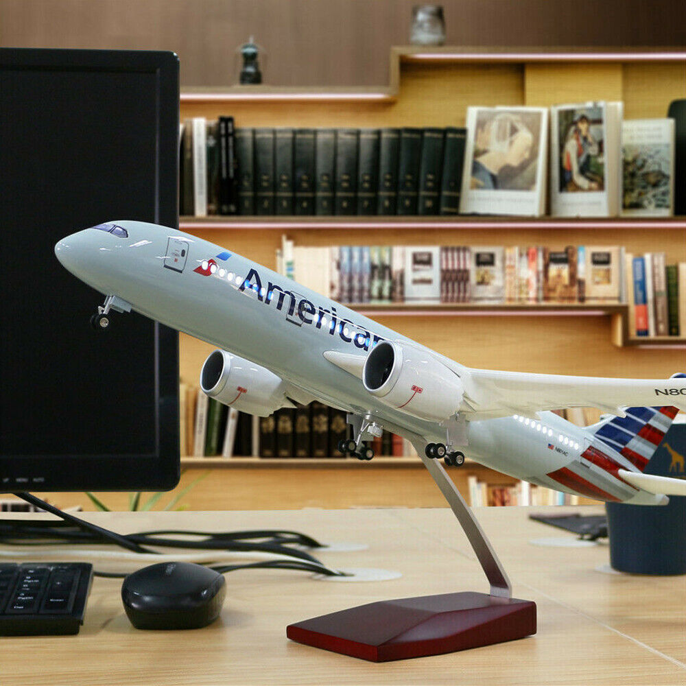 StoneSky 1:130 American Airlines Boeing 787 Airplane Model Ornament W/ LED Light Wheel