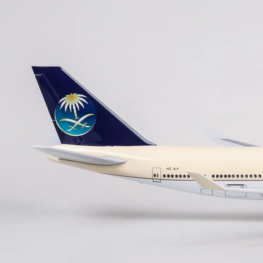 STONESKY 1/150 Saudi Arabia Airline Boeing B747 Airplane Model Resin With Voice LED Light